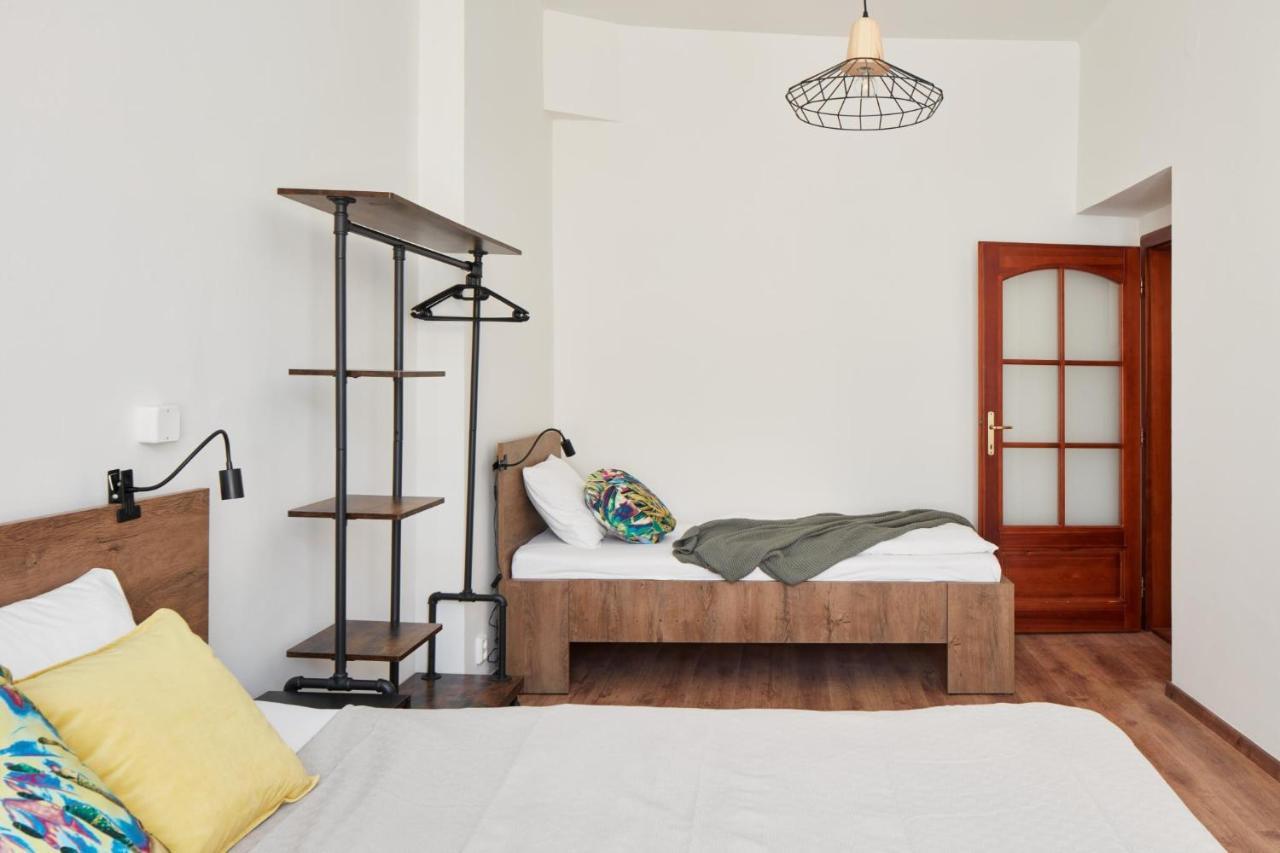 Prague Days - Spacious 3Bdr Apartment - Trendy Neighbourhood Exterior photo