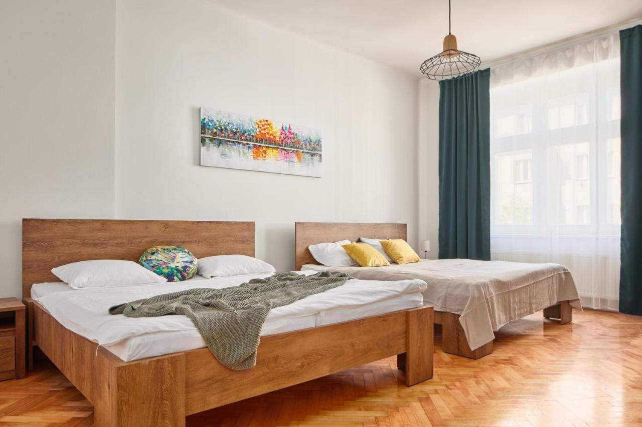 Prague Days - Spacious 3Bdr Apartment - Trendy Neighbourhood Exterior photo
